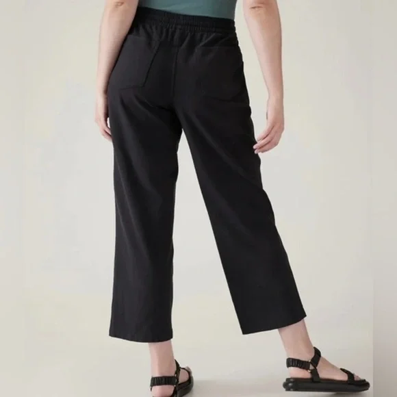 Athleta Farralon Pan 
Black, size Medium - Picture 4 of 10